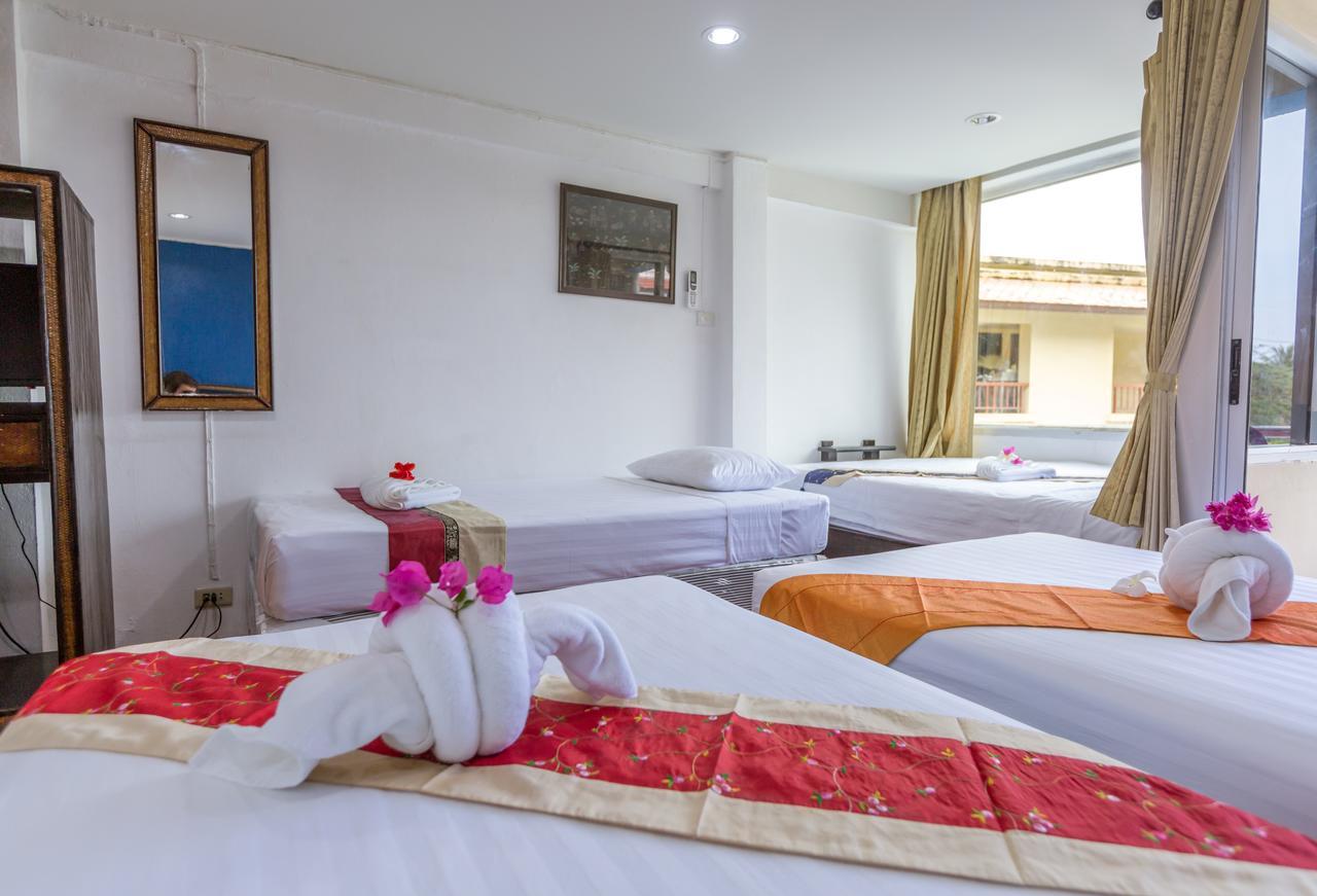 Porterhouse Beach Hotel Patong Exterior photo