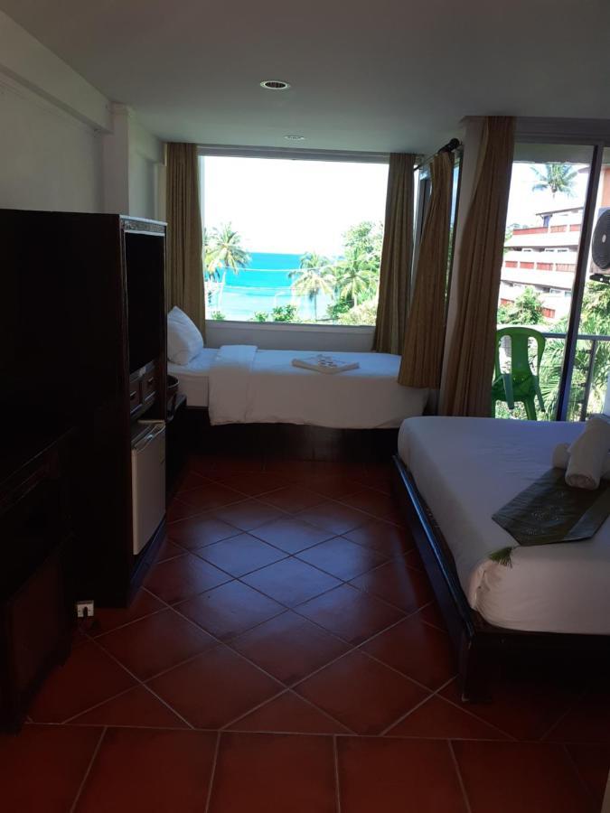 Porterhouse Beach Hotel Patong Exterior photo